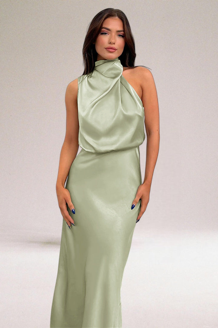 Duttini | Elegant Halter Neck Dress in a Flattering Cut