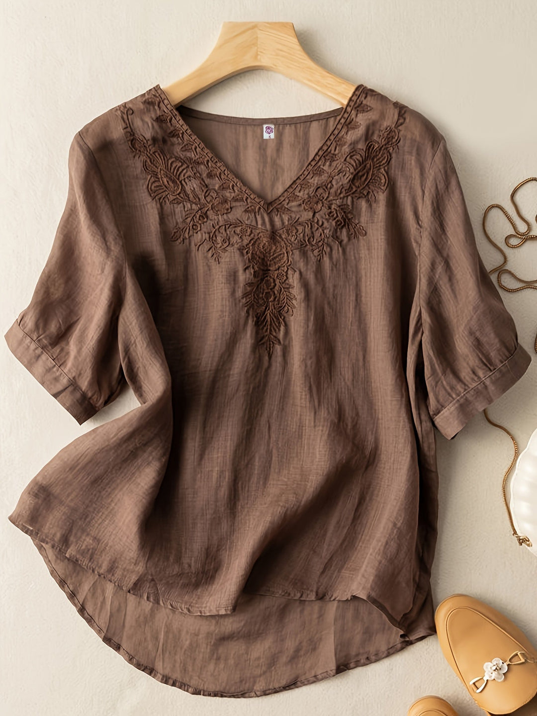 Duttini | Elegant Embroidered V-Neck Relaxed Fit Tunic Blouse