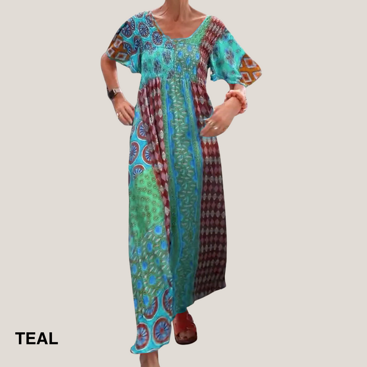Duttini | Elegant Paisley Midi Dress in a Flattering Cut