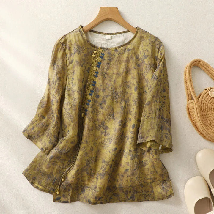 Duttini | Luxe Floral Relaxed Blouse with a Flattering Silhouette