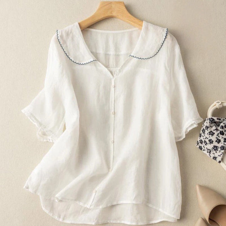 Duttini | Vintage Blouse With Button Detail for Every Occasion
