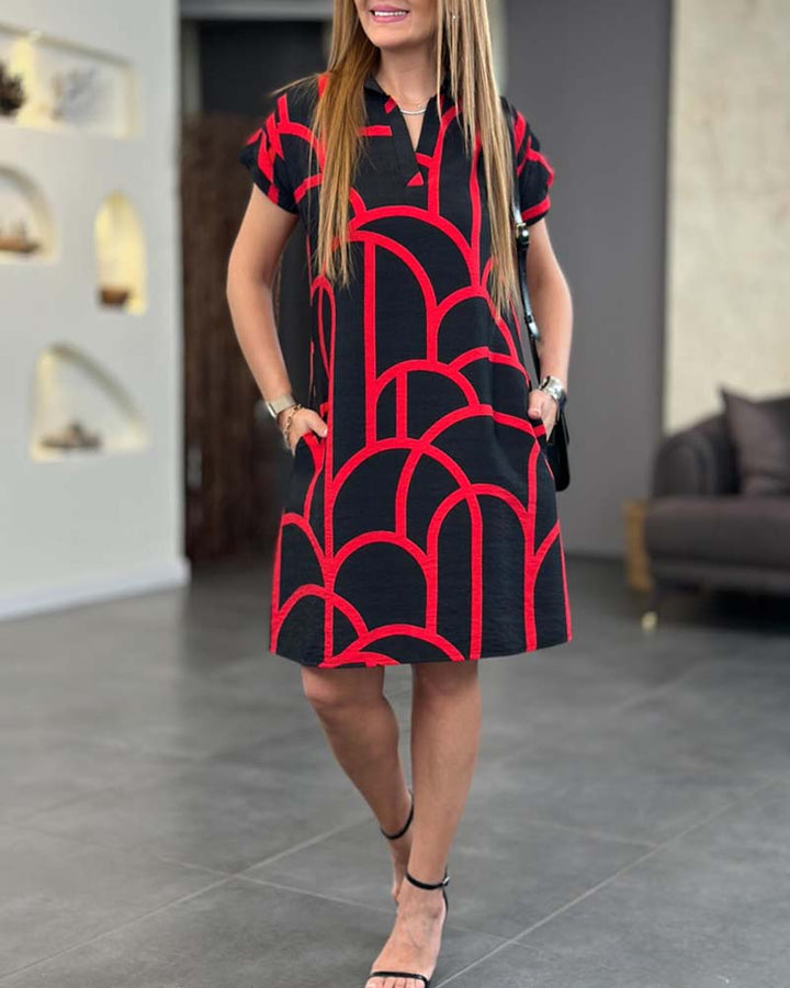 Duttini | Timeless Dress With Short Sleeves with a Flattering Silhouette