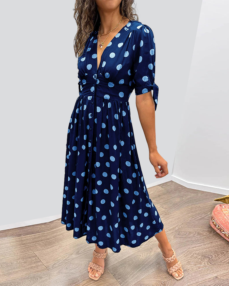 Duttini | Elegant Polka Dot Dress with a Timeless Finish