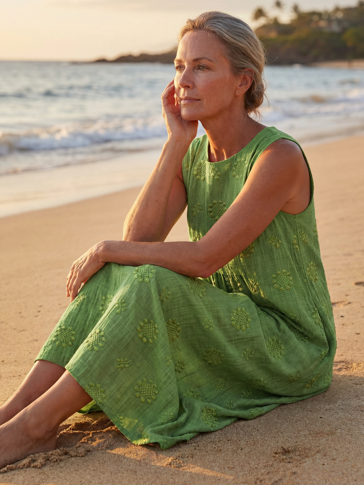 Duttini | Refined Garden Texture Midi Dress in a Flattering Cut