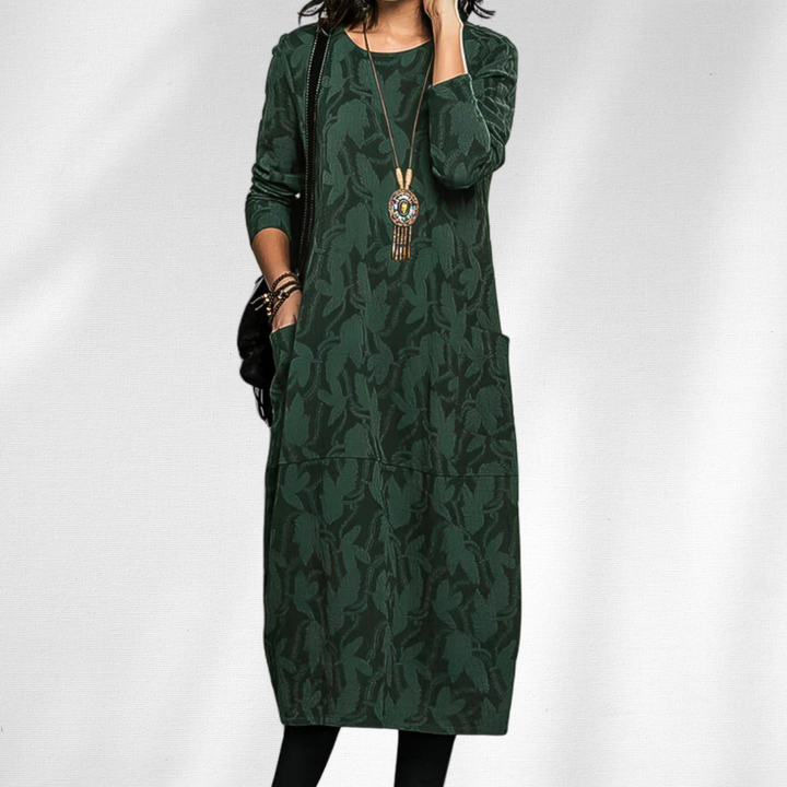 Duttini | Elegant Crewneck Winter Dress Made to Turn Heads