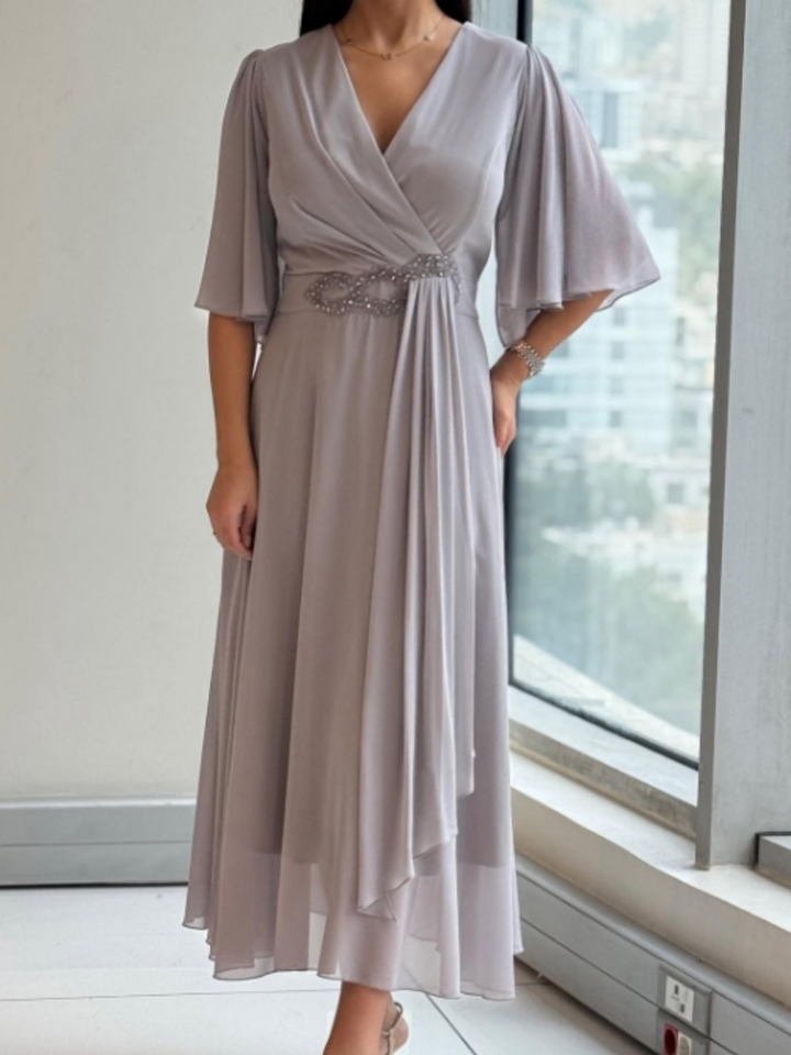 Duttini | Elegant V-neck Maxi Dress Made to Turn Heads