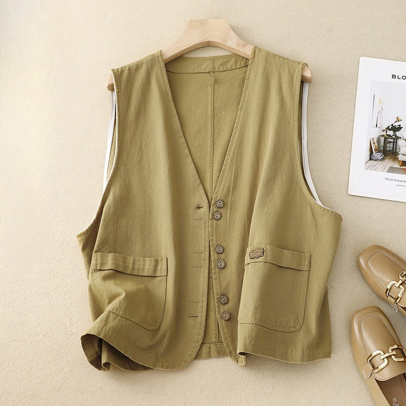 Duttini | Sculpted Relaxed Button Vest for Effortless Elegance