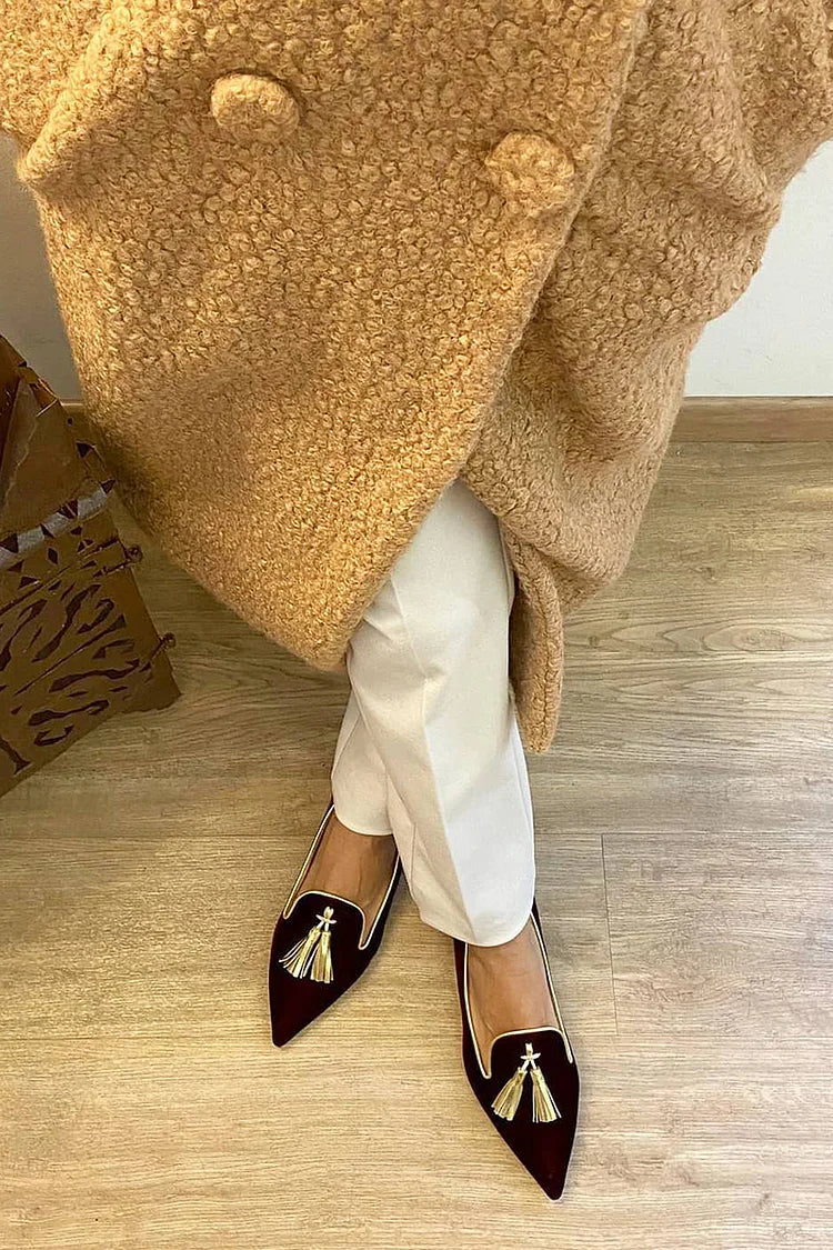 Duttini | Premium Tassel Detail Pointed Toe with a Comfort Fit