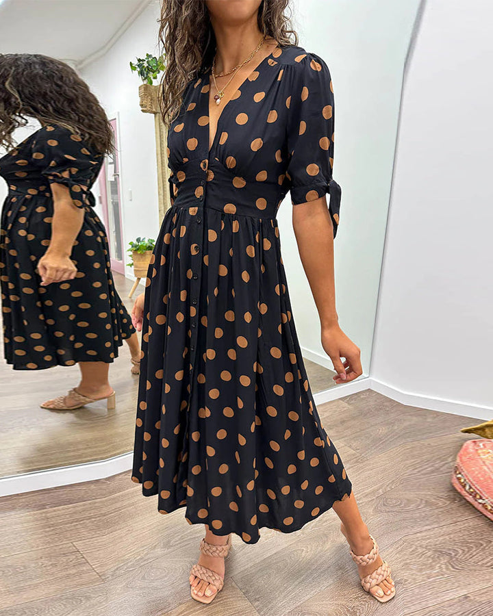 Duttini | Elegant Polka Dot Dress with a Timeless Finish
