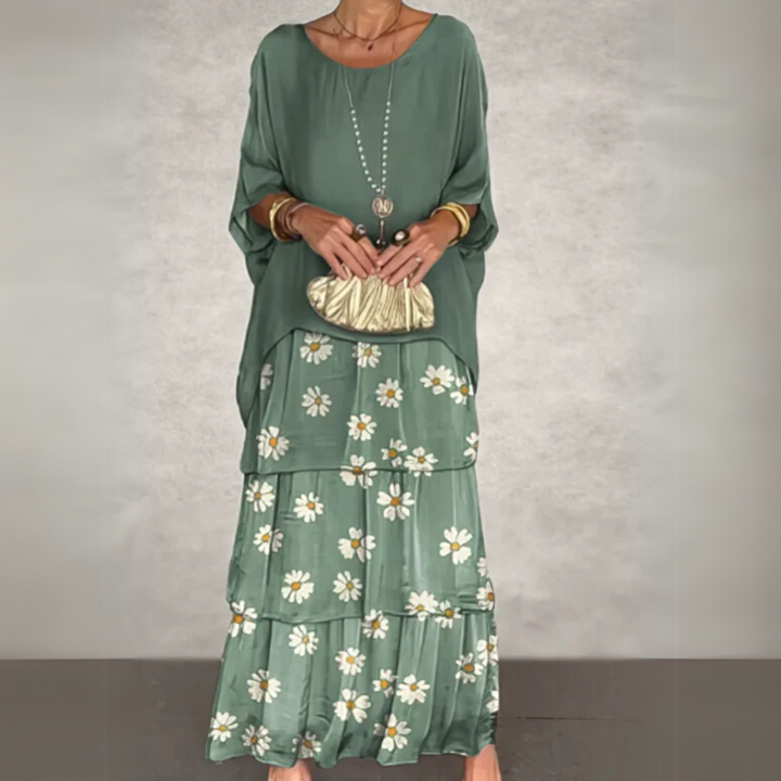 Duttini | Elegant Long Flowing Dress in a Flattering Cut