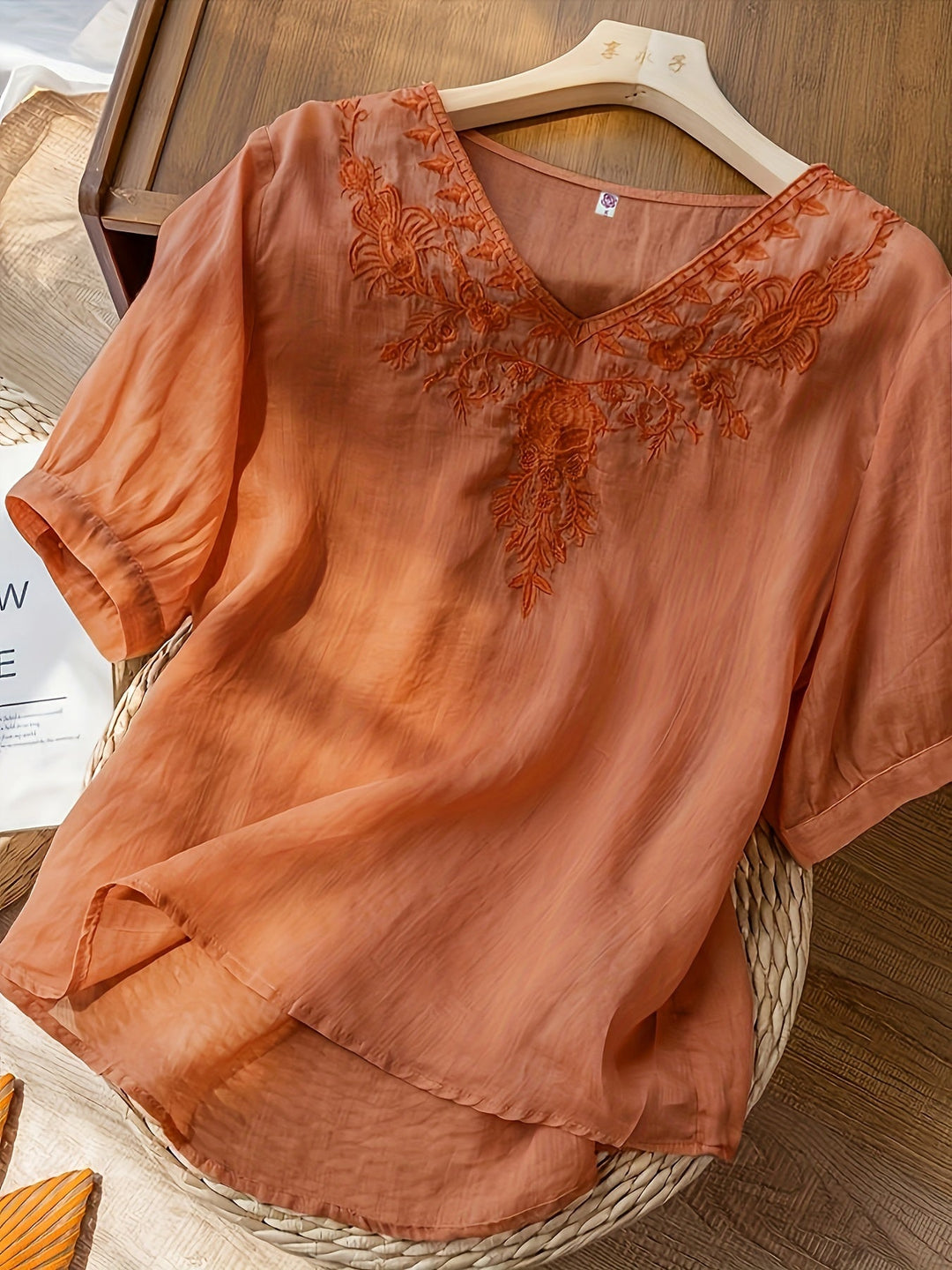 Duttini | Elegant Embroidered V-Neck Relaxed Fit Tunic Blouse