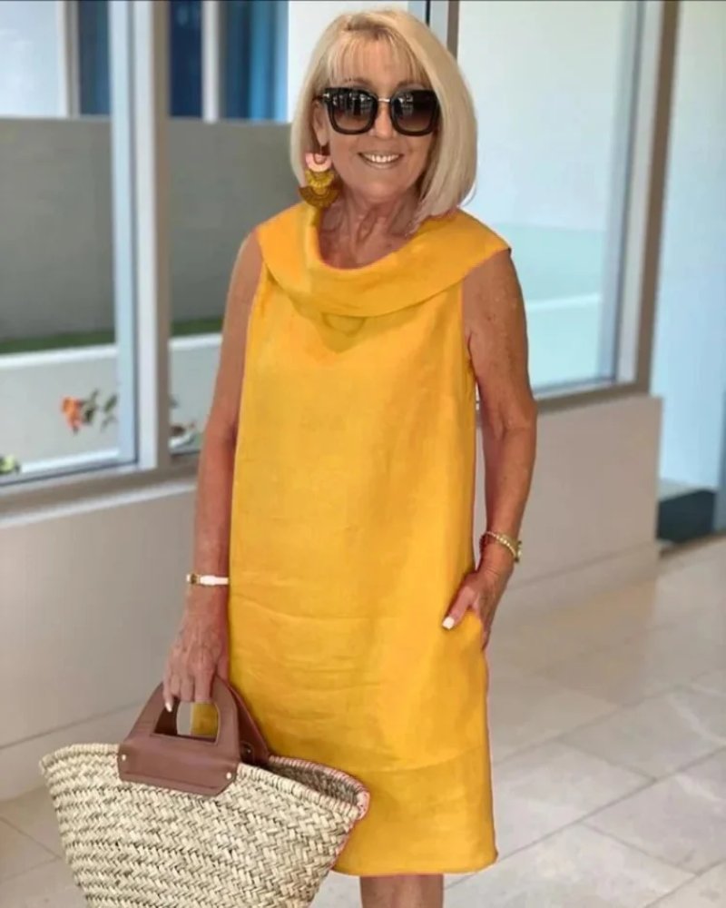 Duttini | Lightweight Dress With Stylish Neckline in a Flattering Cut