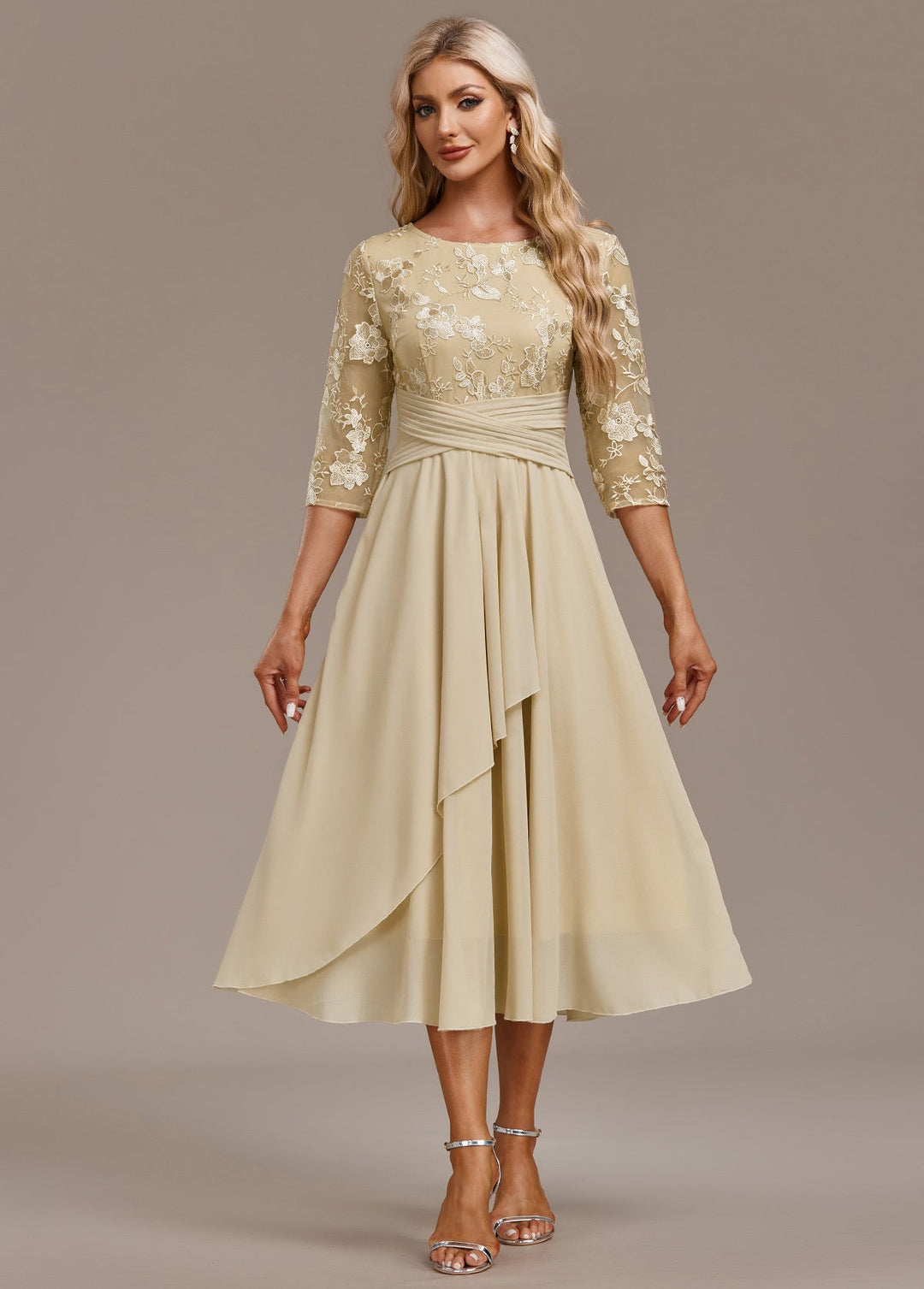Duttini | Luxe Champagne FLoral 3/4 Sleeve Round Neck Dress