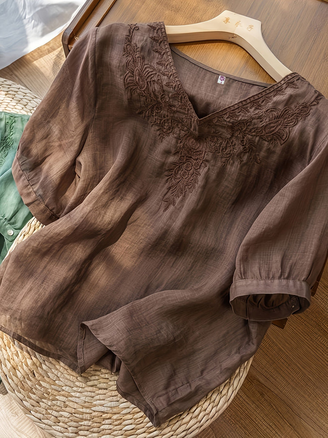 Duttini | Elegant Embroidered V-Neck Relaxed Fit Tunic Blouse