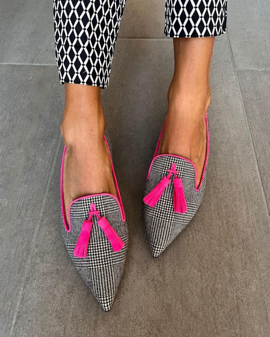 Duttini | Cushioned Flat Sole Pointed Toe with Cushioned Support