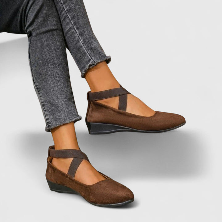 Duttini | Soft-Step Ankle Strap Ballet for Walking in Comfort