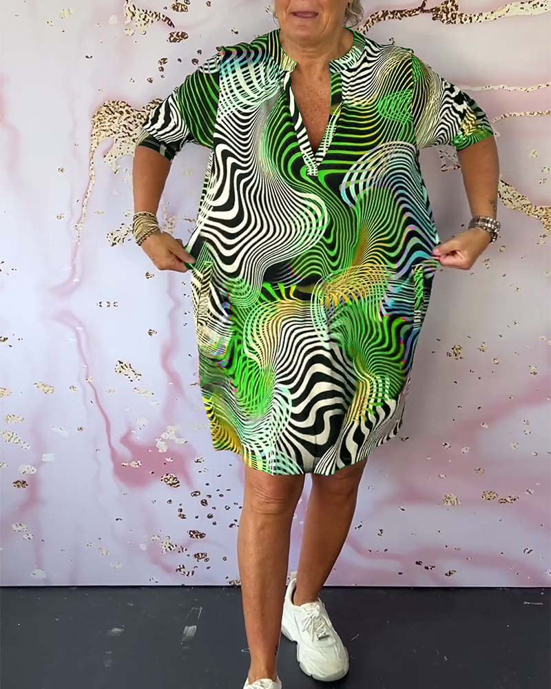 Duttini | Flowing Colorful V-neck Dress in a Flattering Cut