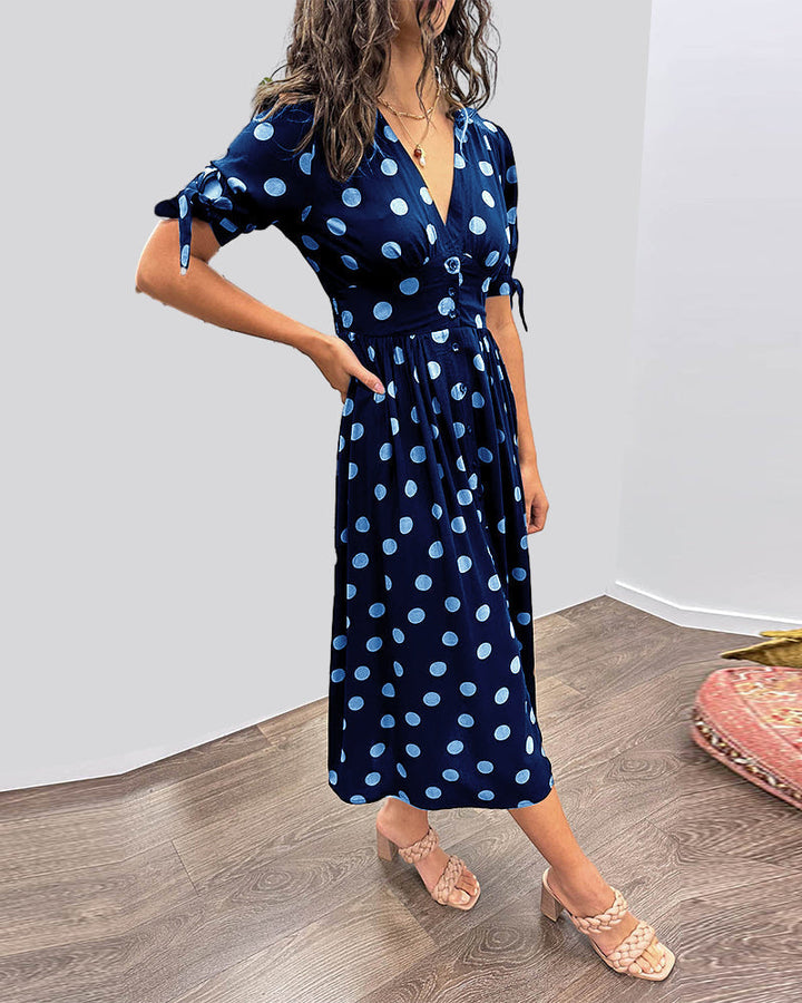 Duttini | Elegant Polka Dot Dress with a Timeless Finish