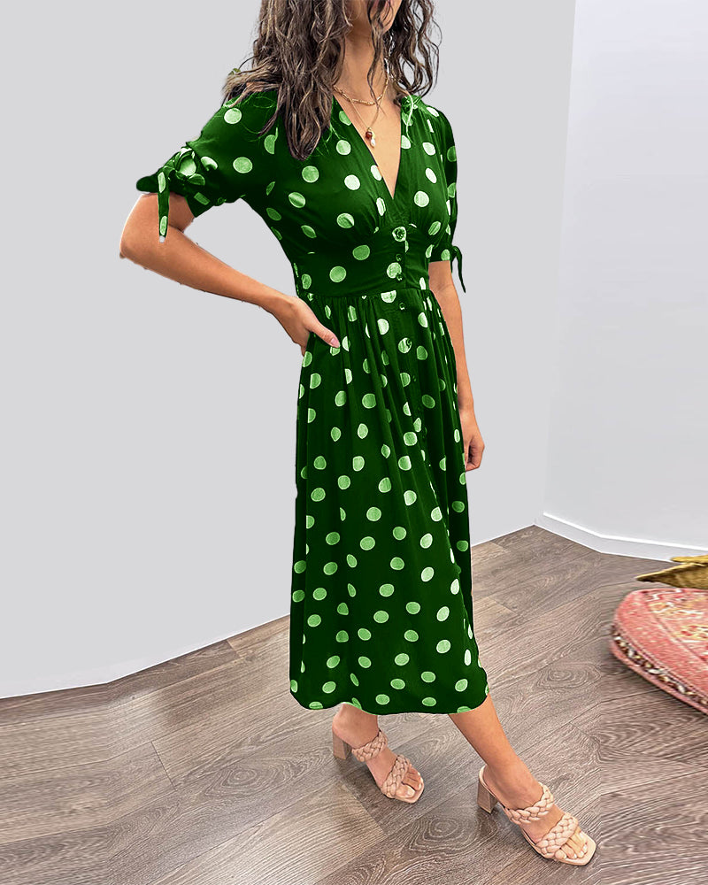 Duttini | Elegant Polka Dot Dress with a Timeless Finish