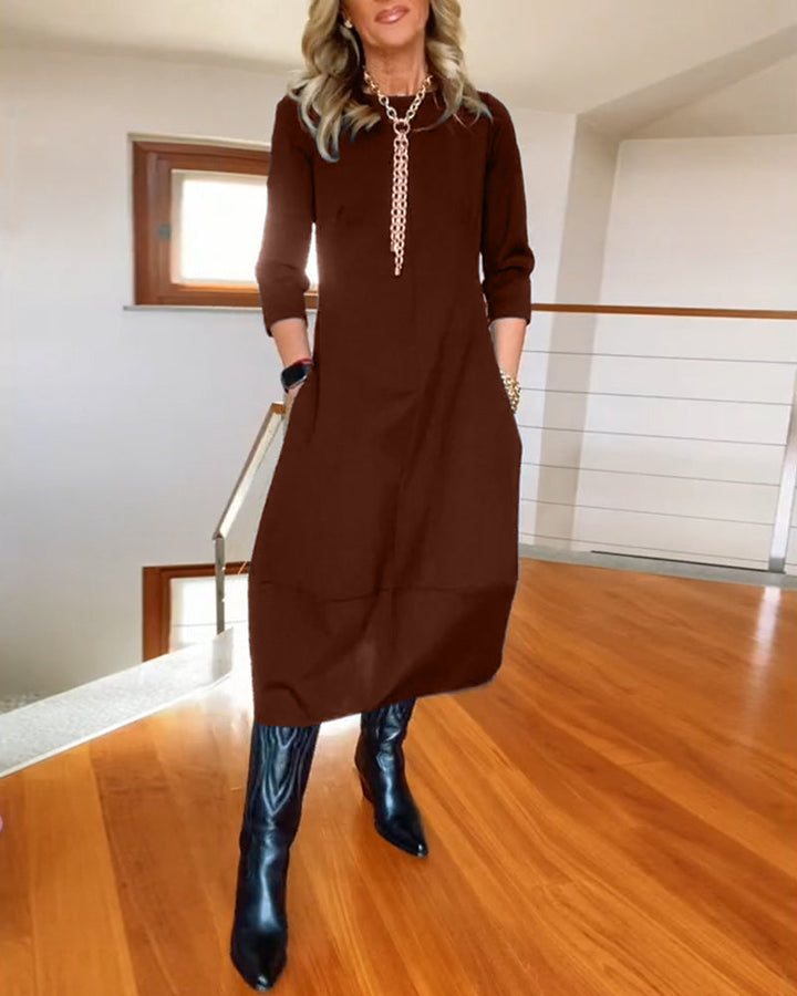 Duttini | Elegant And Flattering Dress with a Comfort Fit