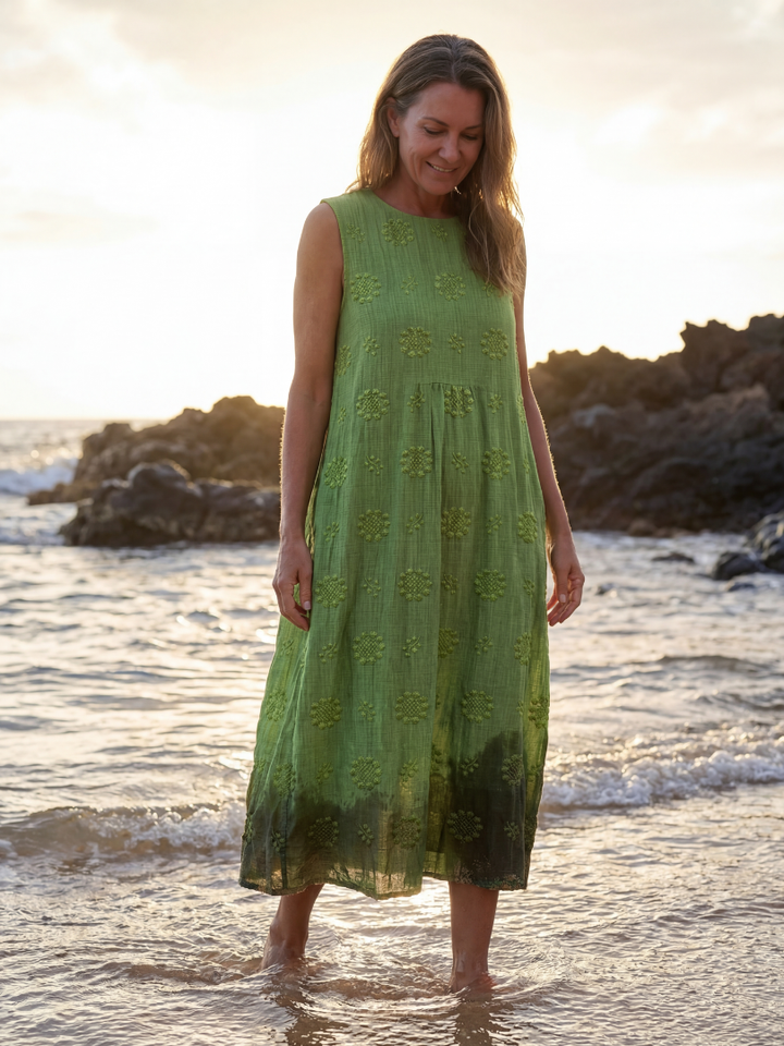 Duttini | Refined Garden Texture Midi Dress in a Flattering Cut