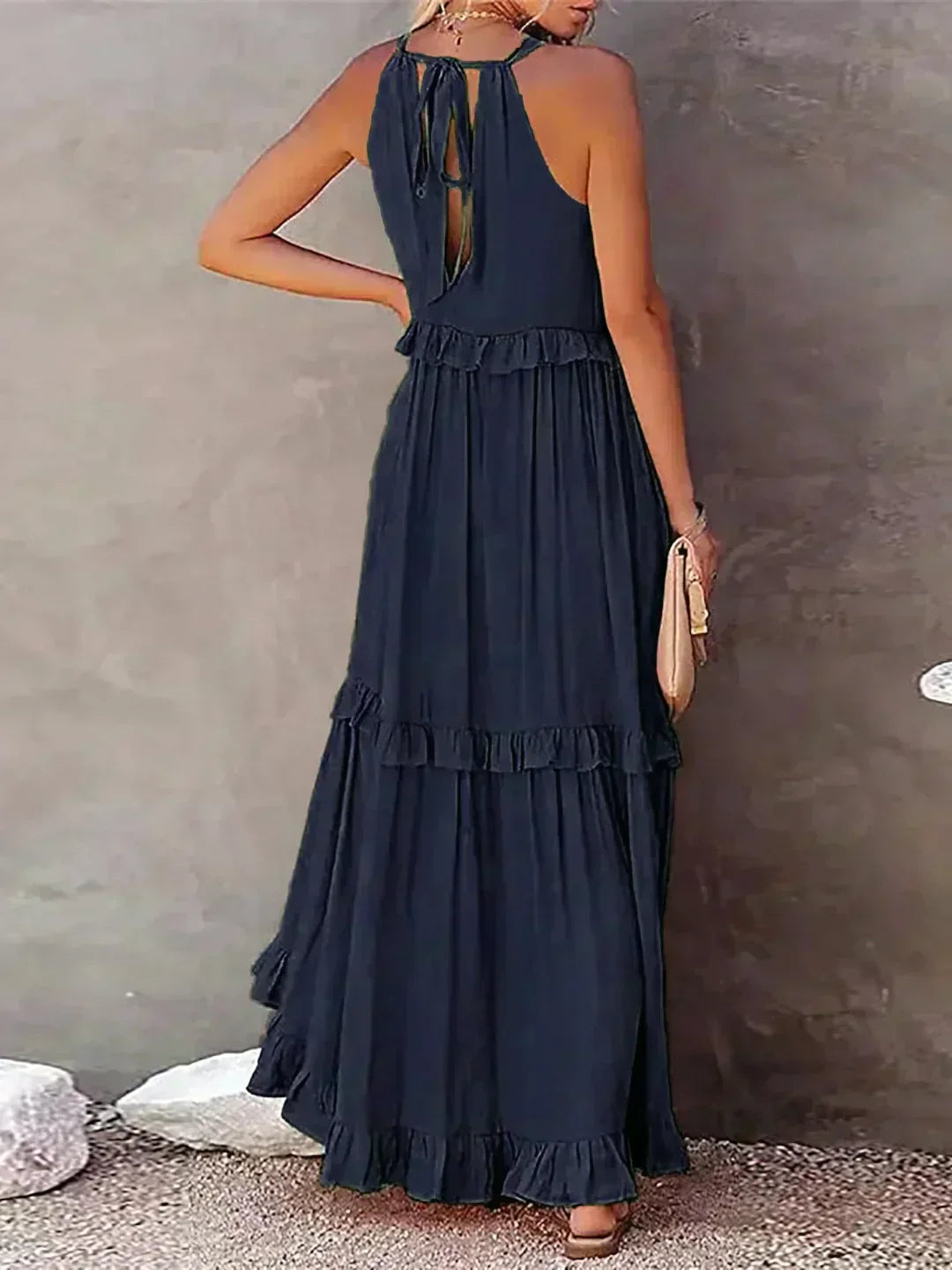 Duttini | Elegant Sleeveless Dress With Ruffles in a Flattering Cut