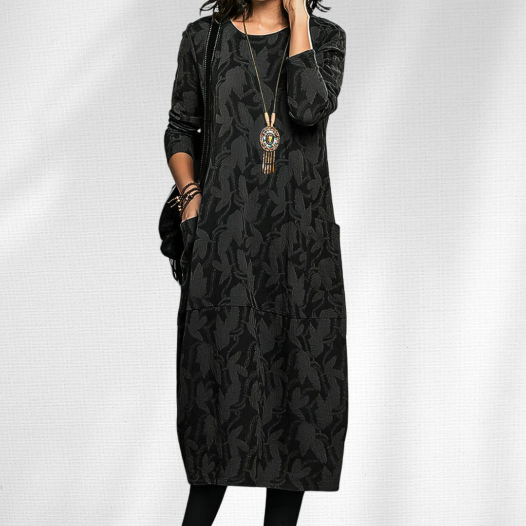 Duttini | Elegant Crewneck Winter Dress Made to Turn Heads
