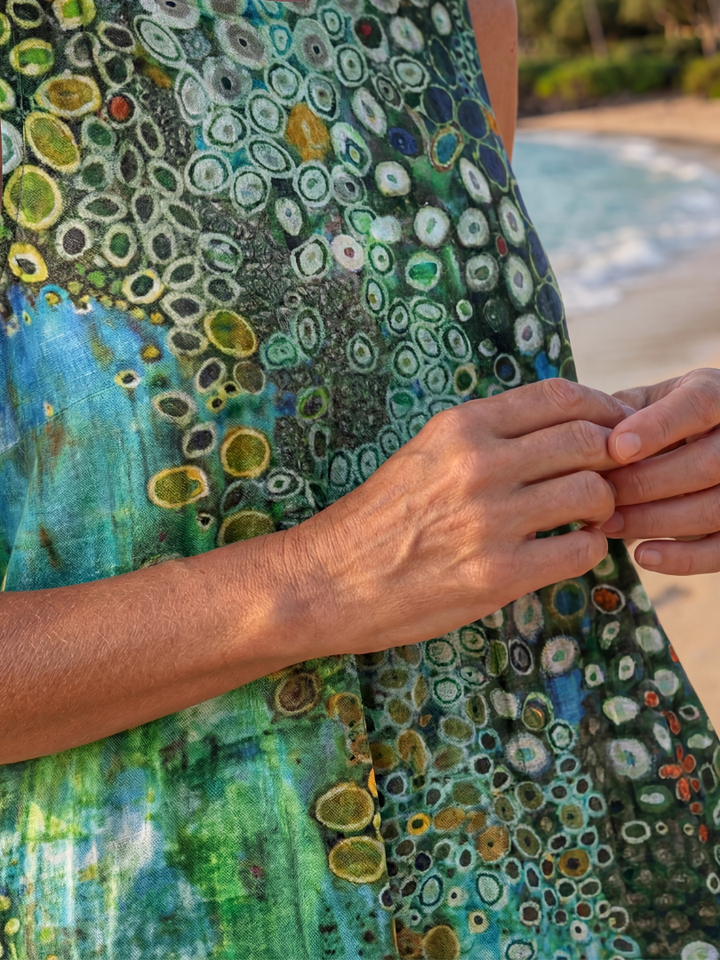 Duttini | Chic Ocean Mosaic Midi Dress in a Flattering Cut