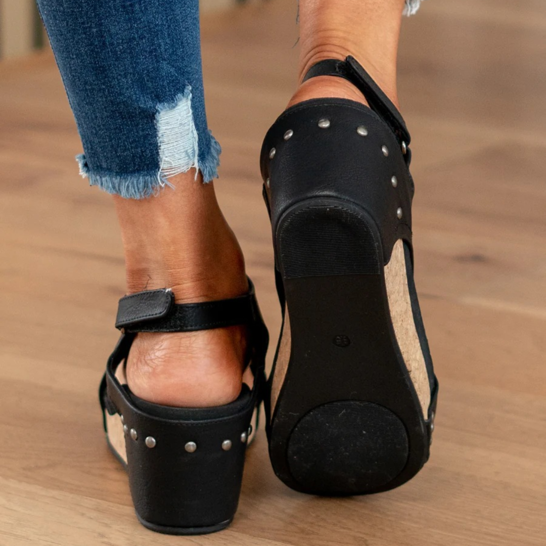 Duttini | Soft-Step Suede Wedge Sandals for All-Day Comfort