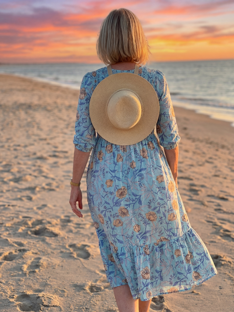 Duttini | Chic Meadow Gather Midi Dress with a Flattering Silhouette