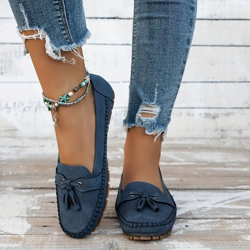 Duttini | Cushioned Tassel Closed Toe with a Comfort Fit