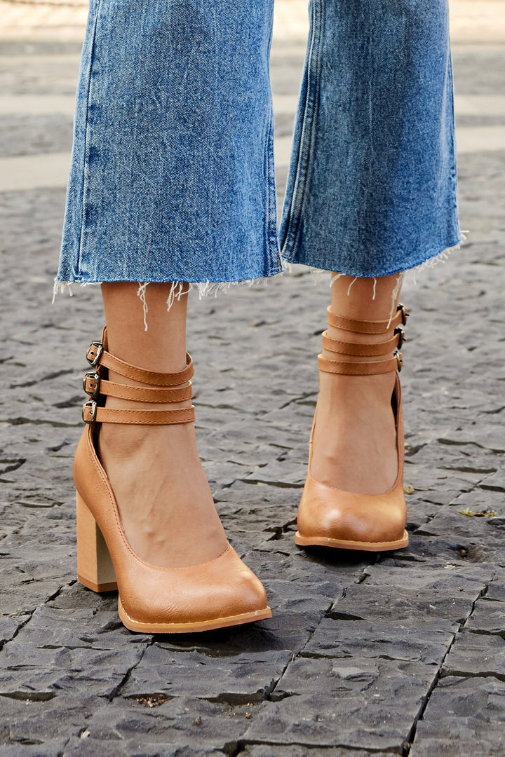 Duttini | Premium Smooth Sandals With Ankle Strap And Thick Heel