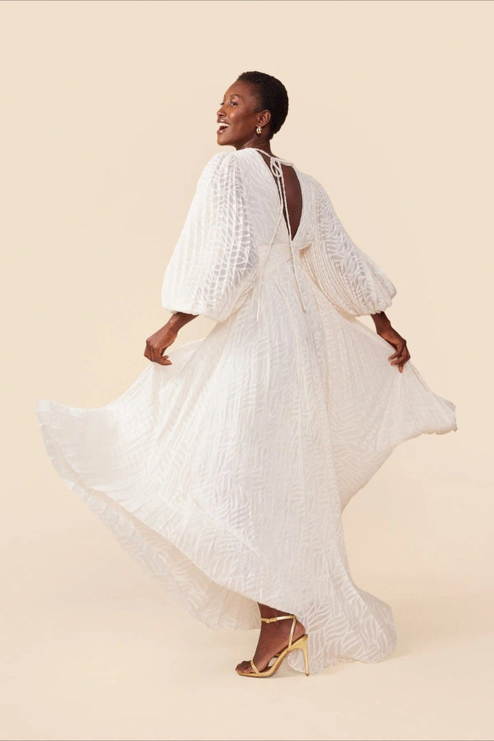 Duttini | Jacquard Ruched Puff Sleeve Backless Maxi Dress