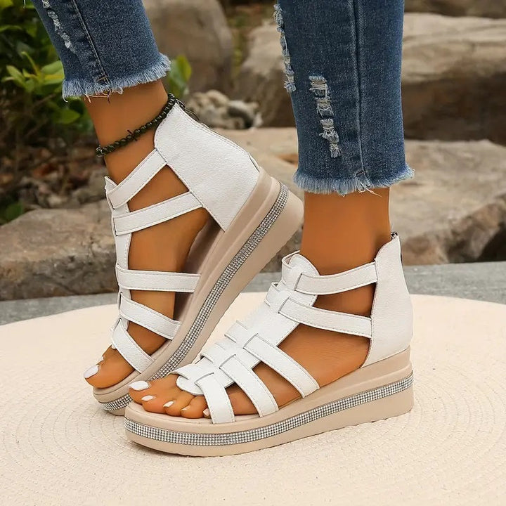 Duttini | Lightweight Multi-Strap Platform Design with a Comfort Fit