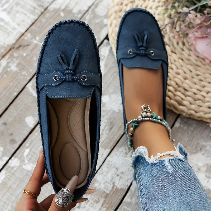 Duttini | Cushioned Tassel Closed Toe with a Comfort Fit