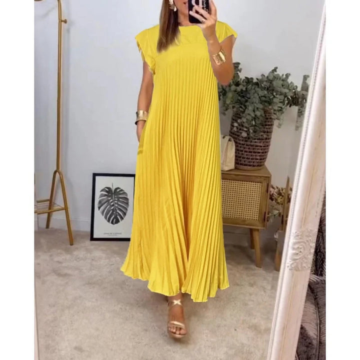 Duttini | Chic Flowy Pleated Maxi Dress Cocktail Made to Turn Heads