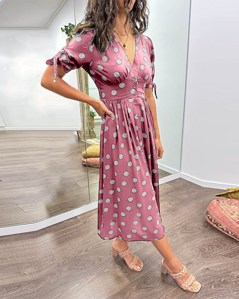 Duttini | Elegant Polka Dot Dress with a Timeless Finish
