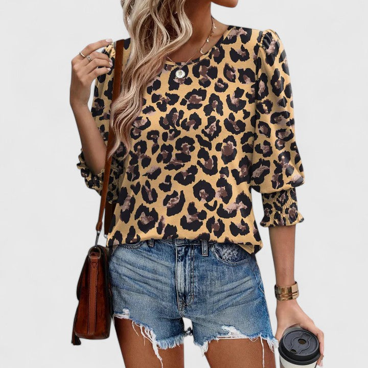 Duttini | Graceful Smocked Cuff 3/4 Sleeve Crew Neck Top