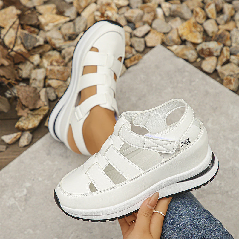Duttini | Premium Closed Toe Strap Design with Cushioned Support