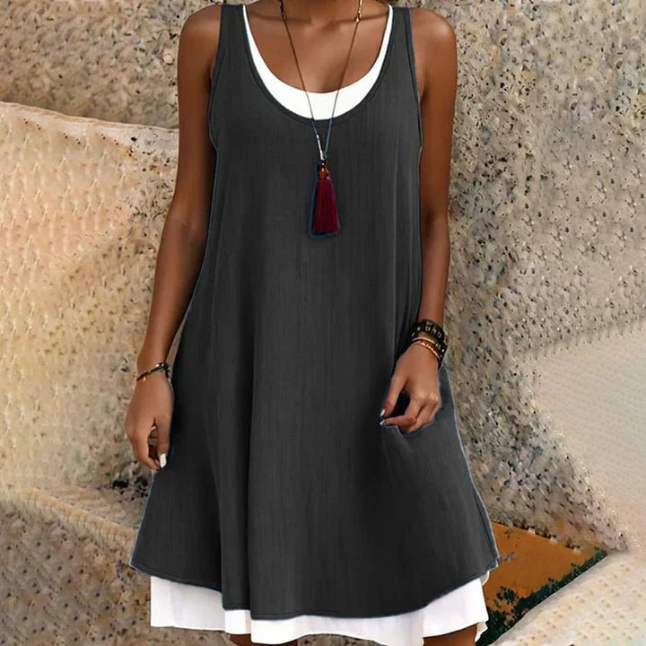 Duttini | Graceful Sleeveless Scoop Neck Layered Mini Dress