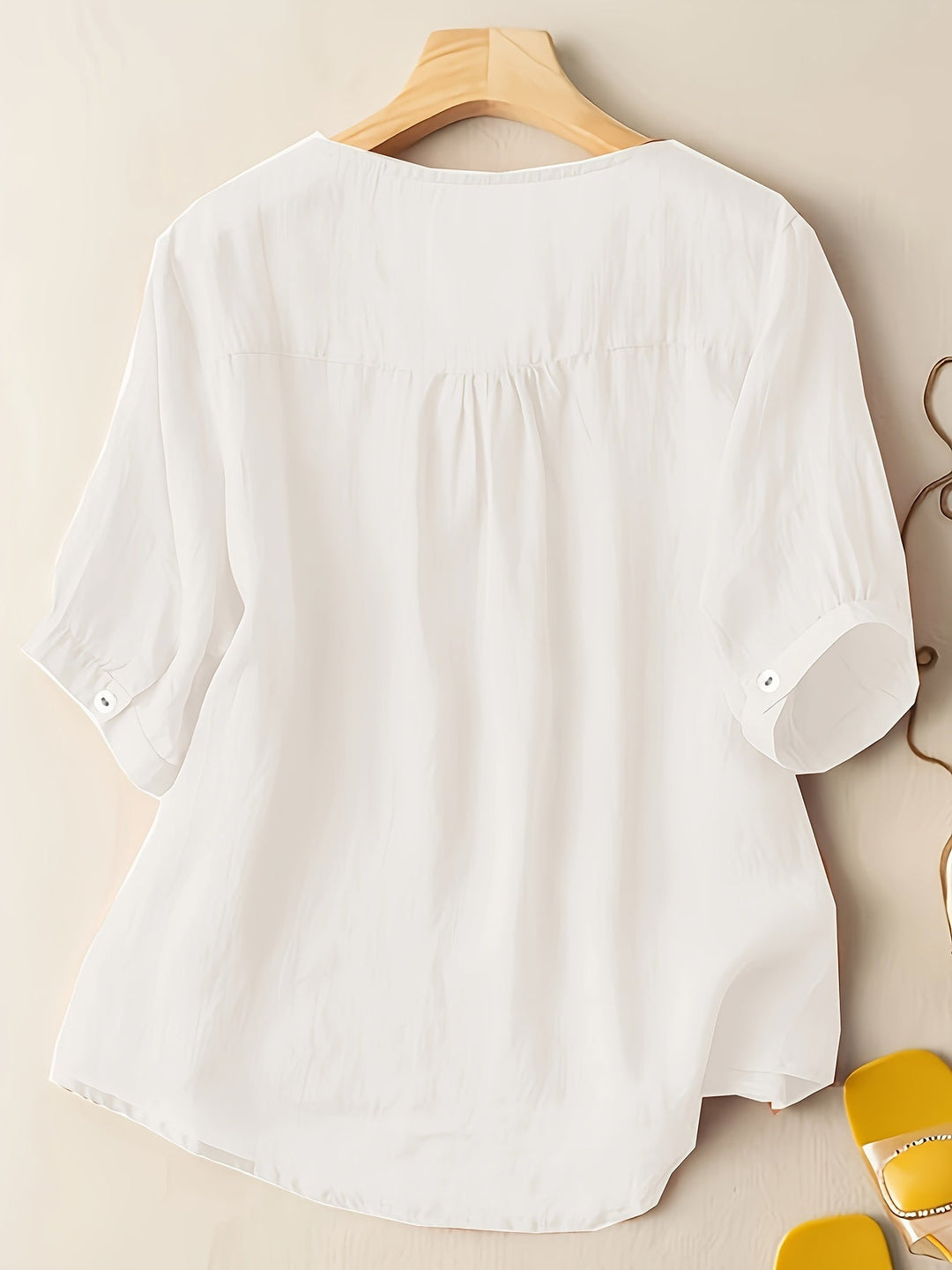 Duttini | Elegant Embroidered V-Neck Relaxed Fit Tunic Blouse