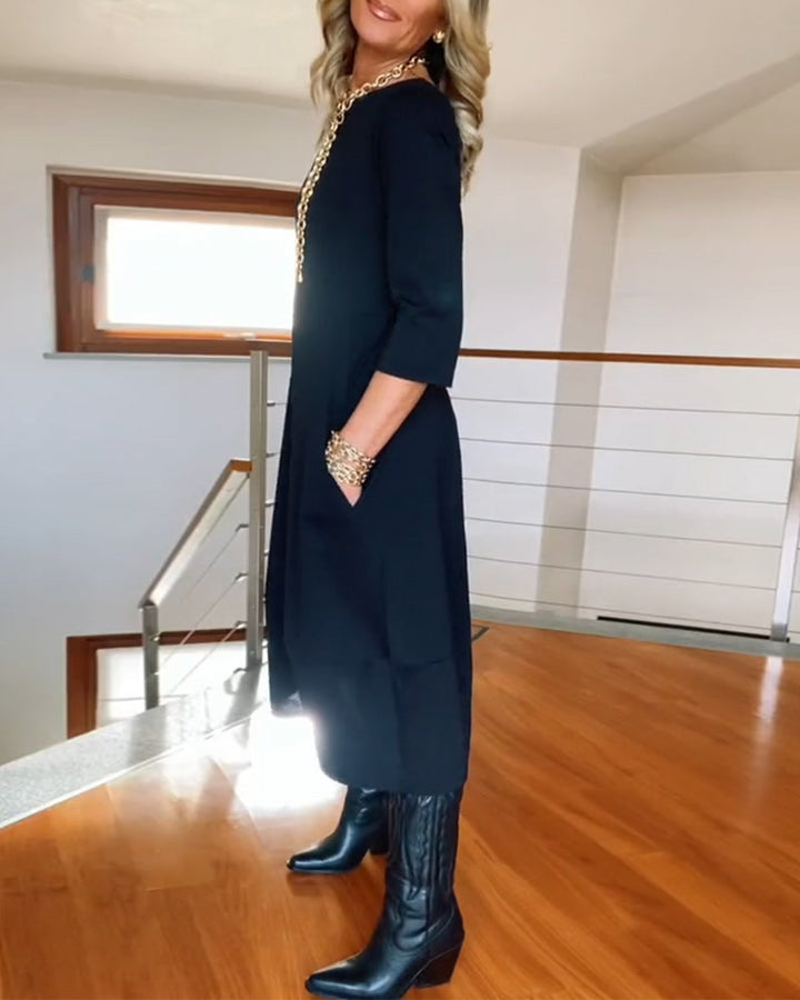 Duttini | Elegant And Flattering Dress with a Comfort Fit