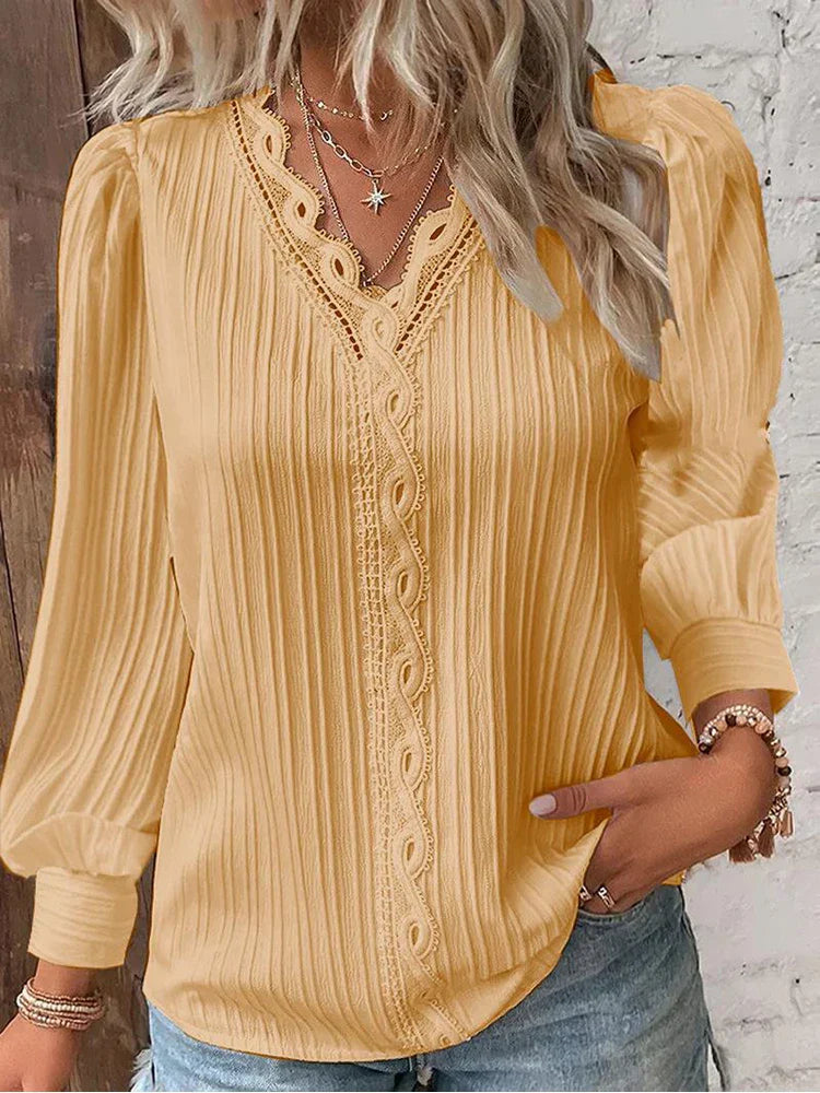 Duttini | Feminine Blouse With Chiffon And Lace Details