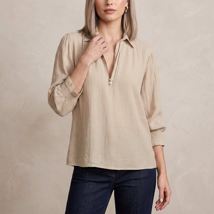 Duttini | Chic Relaxed Fit Half-Zip Pullover Blouse With Gathered Shoulders