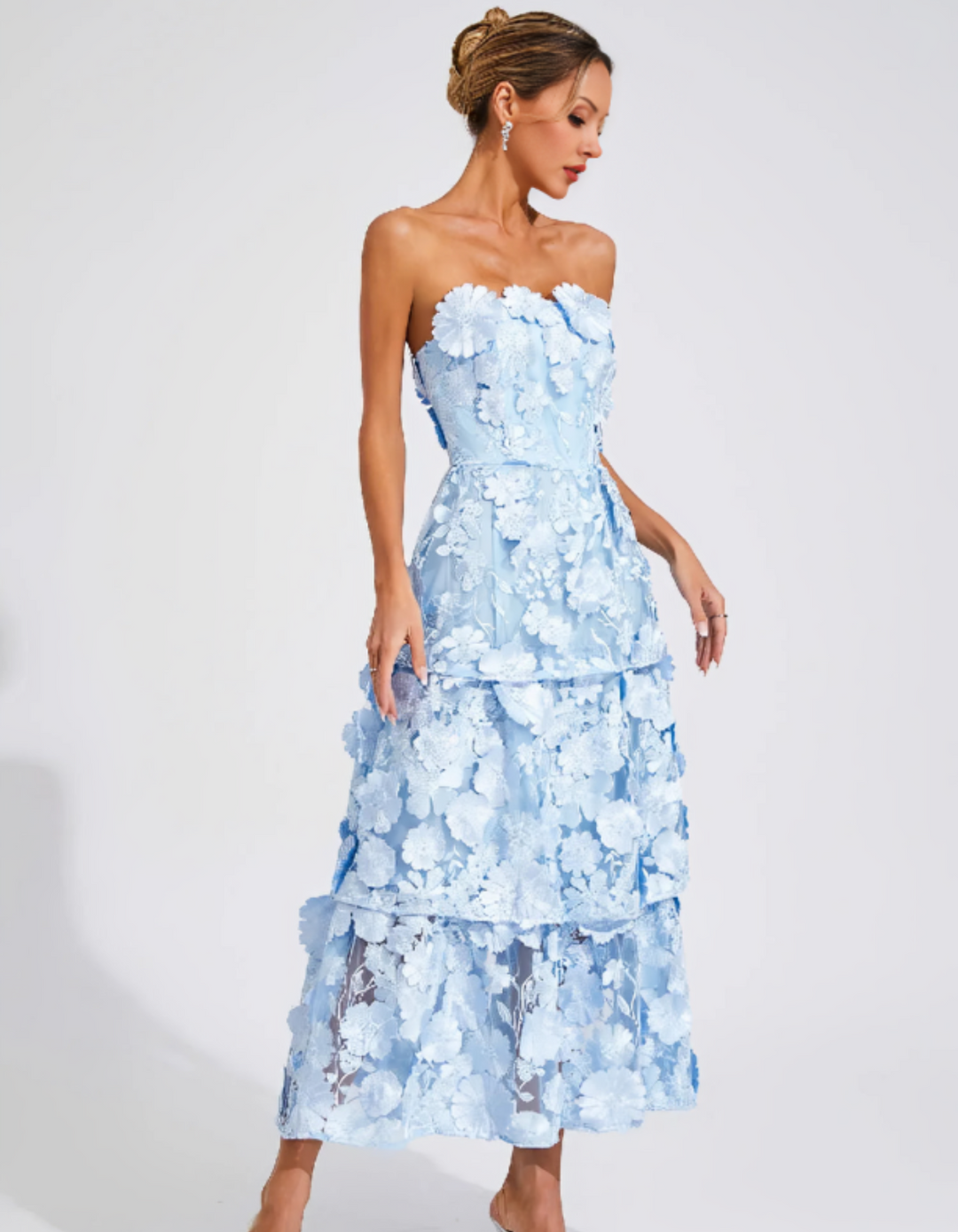 Duttini | 3D Floral Tiers Strapless Midi Dress