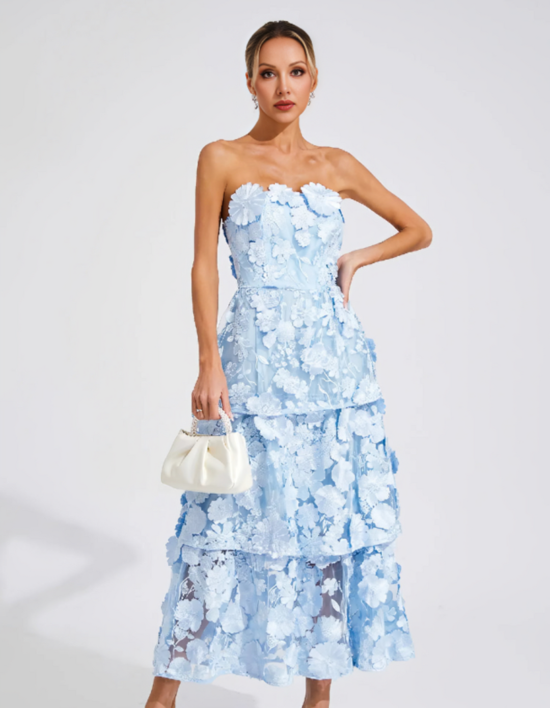 Duttini | 3D Floral Tiers Strapless Midi Dress