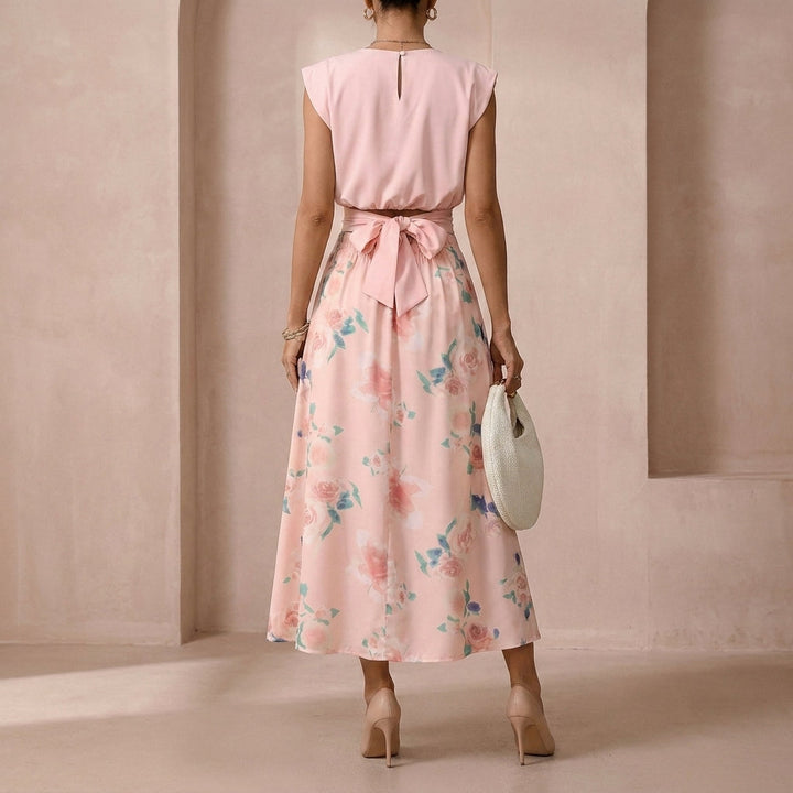 Duttini | Graceful Two-Piece Set With Round Neck Top And Pleated Midi Skirt