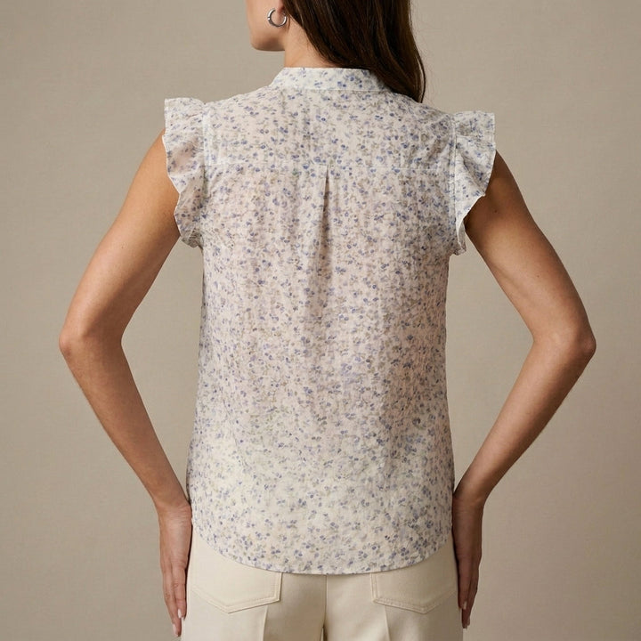 Duttini | Romantic Sleeveless Blouse With Lace Trim And Ruffles