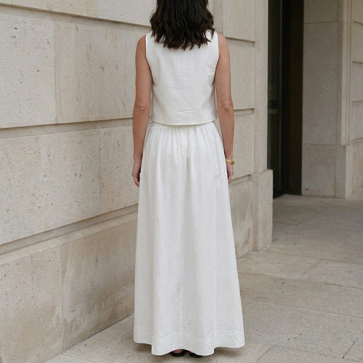 Duttini | Elegant Sleeveless Crop Top And Maxi Skirt Set