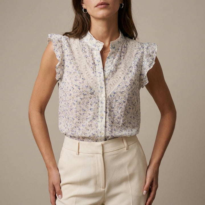 Duttini | Romantic Sleeveless Blouse With Lace Trim And Ruffles